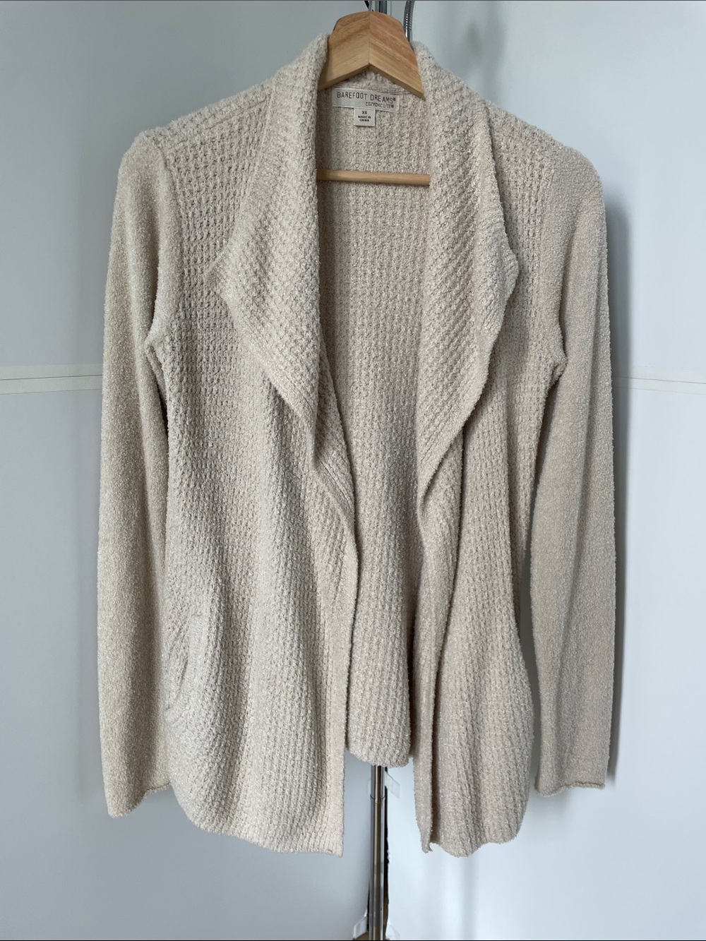 Barefoot Dreams CozyChic Lite cream cardigan with pockets. Size XS.